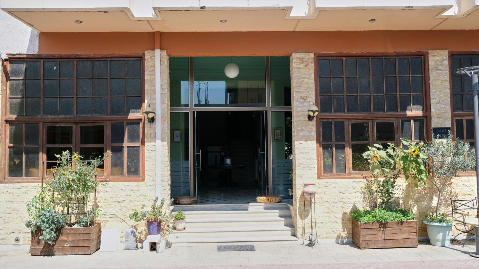 Leto Hotel Megalopolis Exterior photo